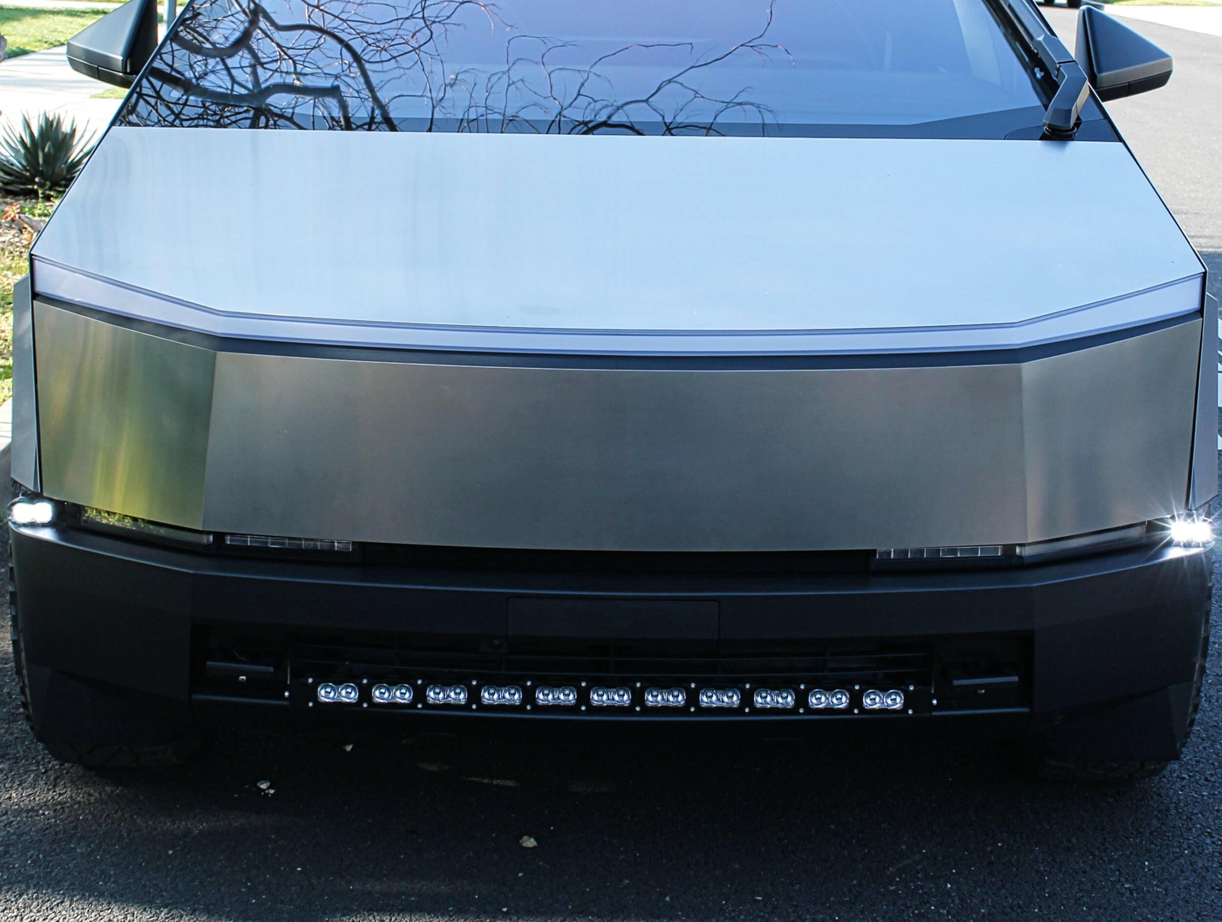 Tesla Cybertruck Bumper Light Pods – EVMIZE