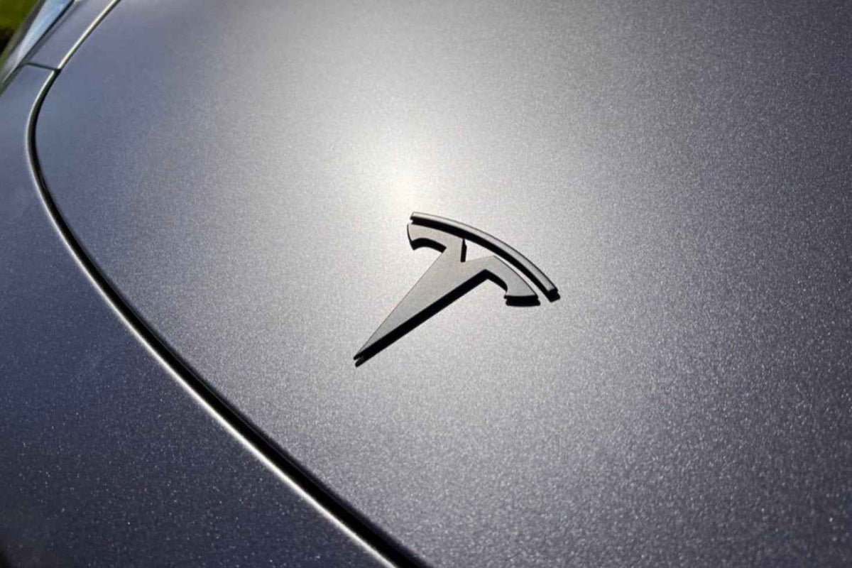 T Logo Emblem - Front - Matte Black 